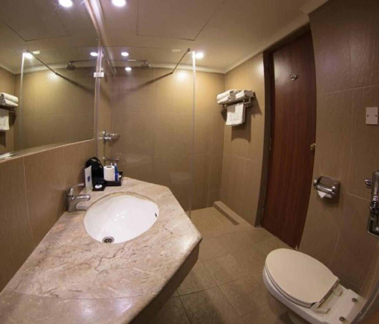 ניו דלהי Hotel The Infinity Near Delhi Airport מראה חיצוני תמונה